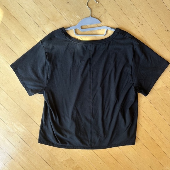 Athlet Essenntials V neck Tee, XL, PG1402 - Picture 6 of 6
